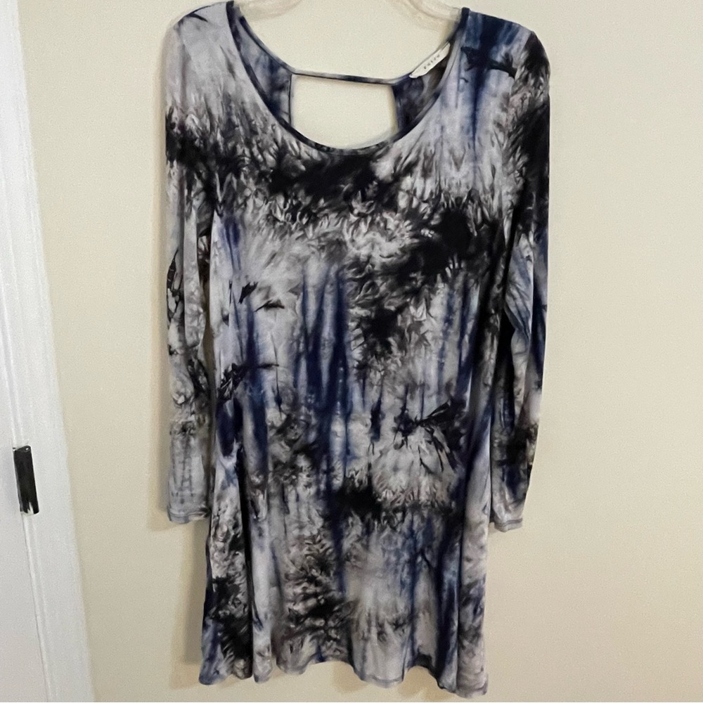 Entro Tie-Dye Long Sleeve Mini Dress- Black and Blue Cut-Out Back Women’s Size L